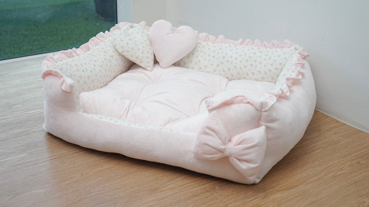 Coco Kindi Bowy Divano Sofa Style Soft Pet Bed